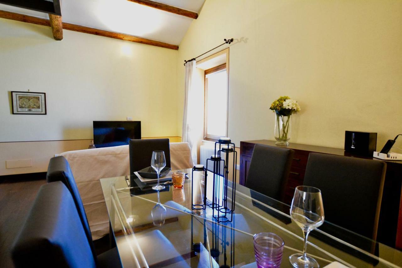 Romantic Suite Canelles Cagliari Exterior photo