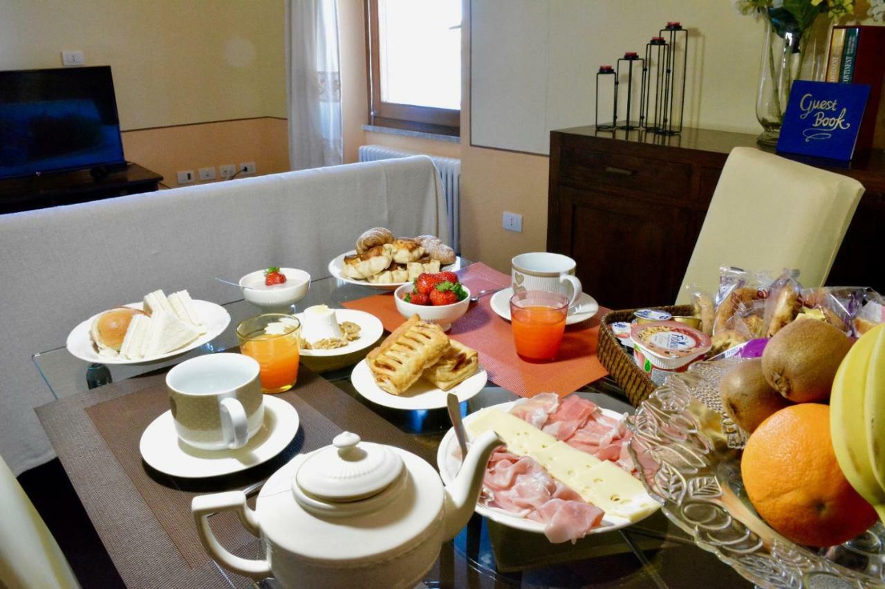 Romantic Suite Canelles Cagliari Exterior photo