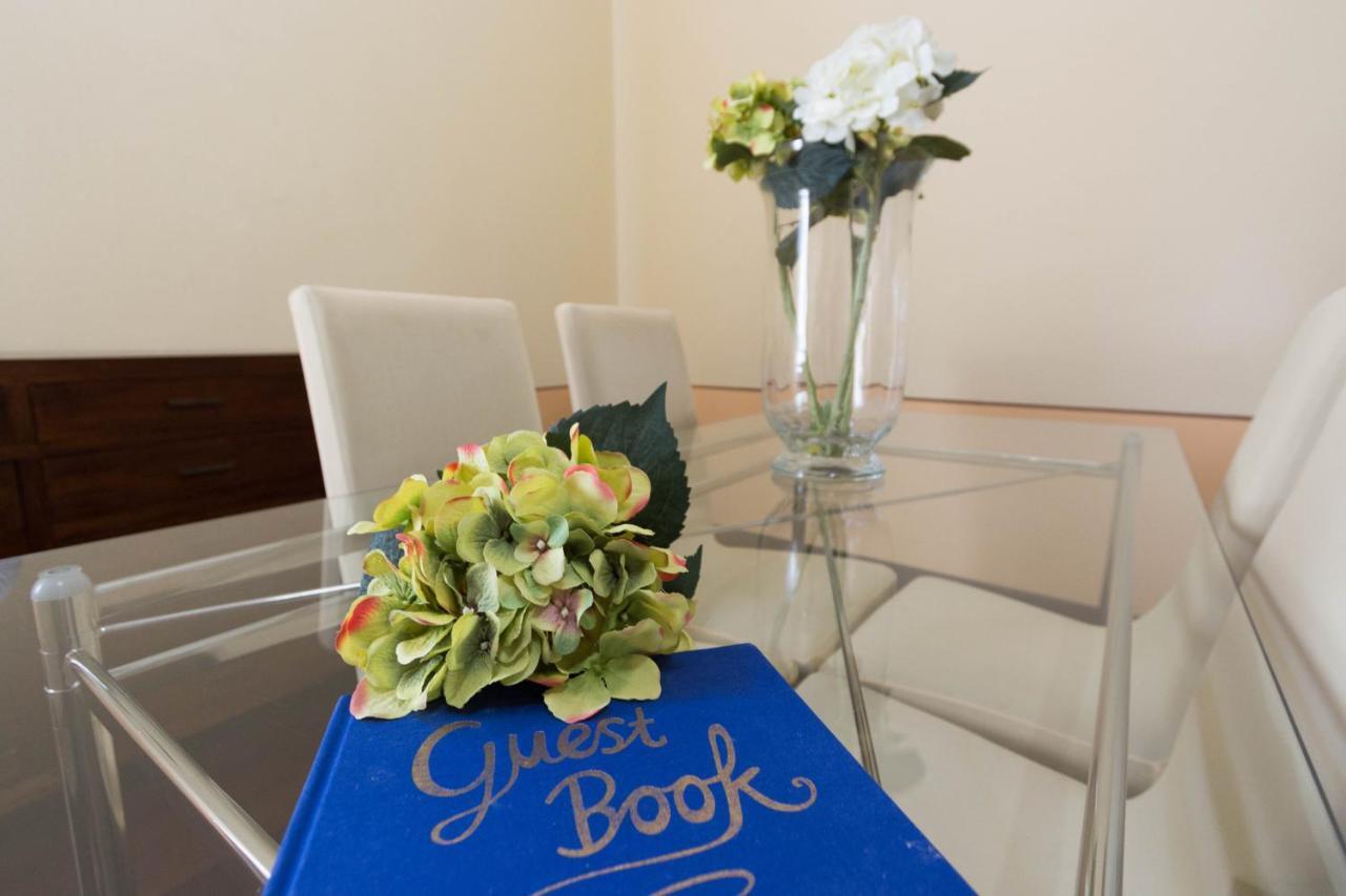 Romantic Suite Canelles Cagliari Exterior photo